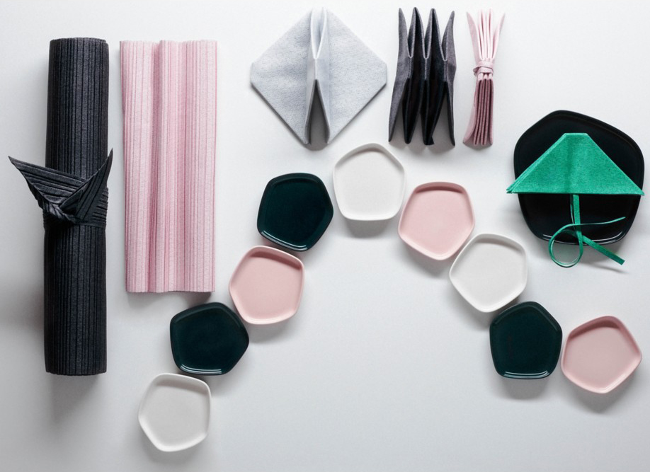 Iittala X Issey Miyake -Small-Plate | Millennial pink ideas for your perfect home